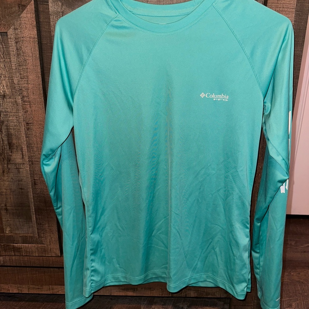 Columbia Aqua Long Sleeve Performance Shirt